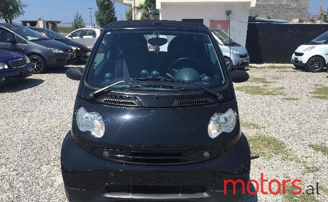 2001' Smart Fortwo photo #2