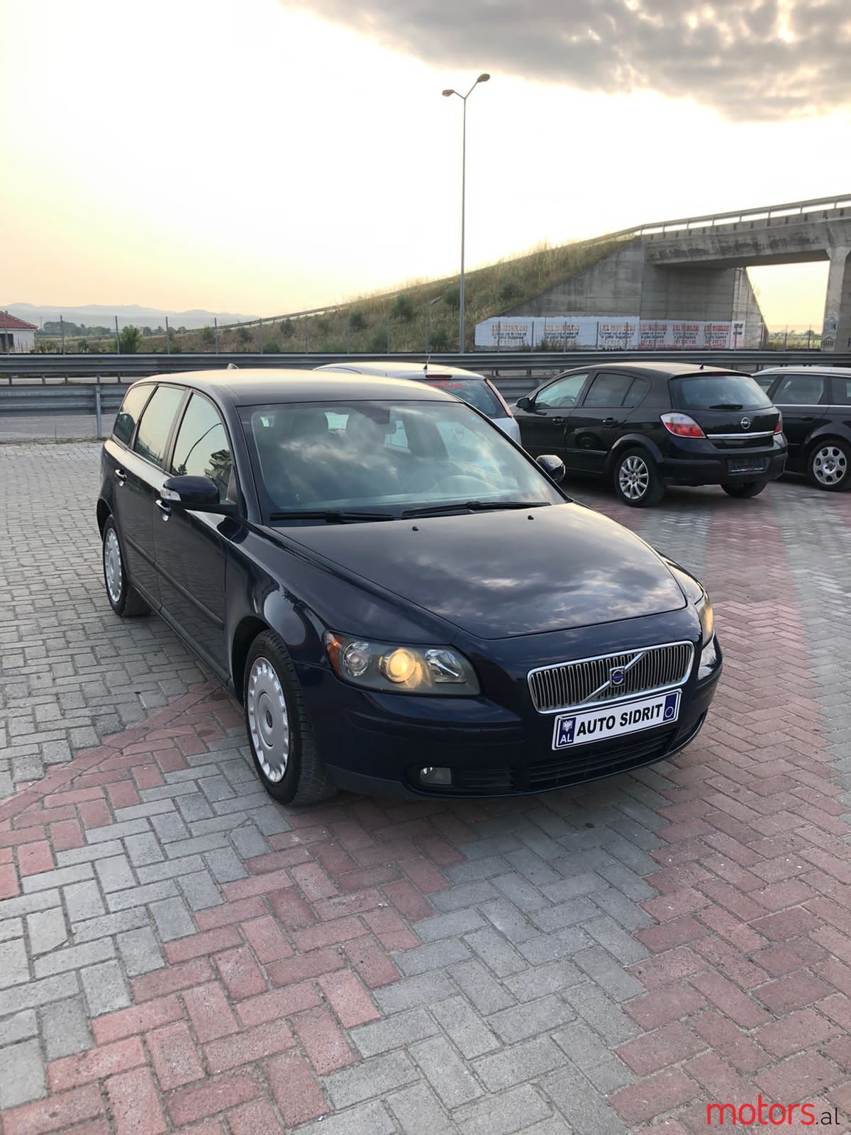 2007' Volvo V50 photo #1