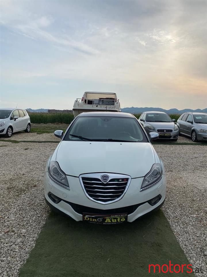 2012' Lancia Delta photo #1