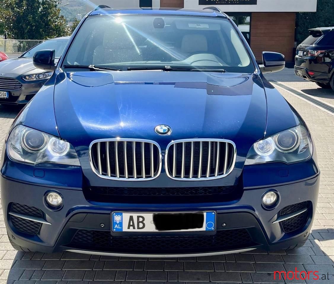 2011' BMW X5 photo #5