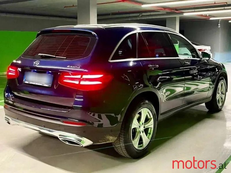 2017' Mercedes-Benz GLC 250 photo #1