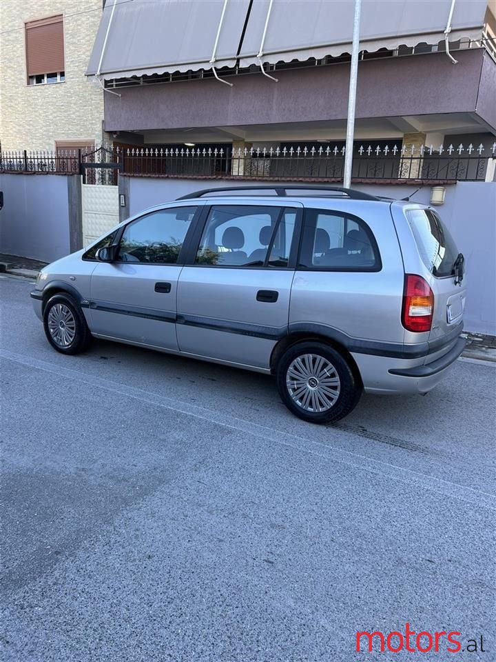 2000' Opel Zafira photo #2