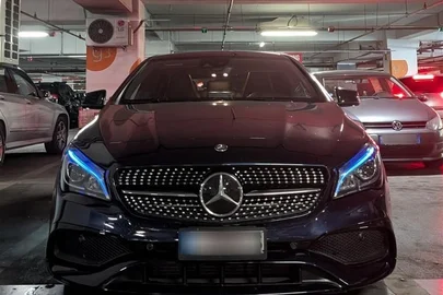 2017' Mercedes-Benz CLA 200