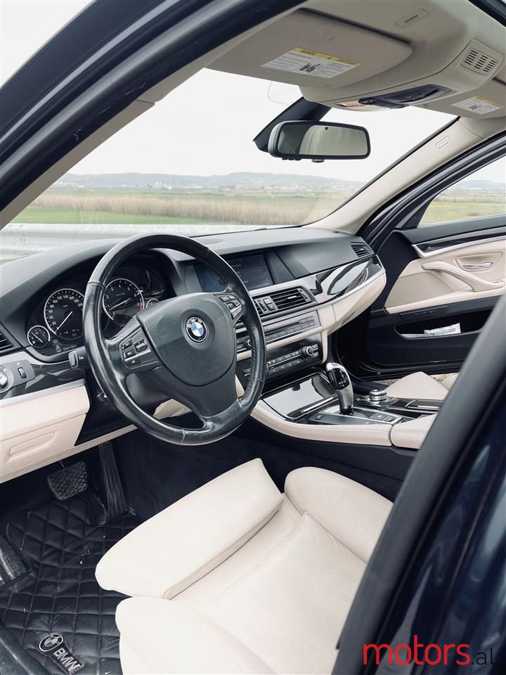 2011' BMW 535 photo #4