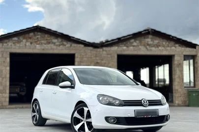 2013' Volkswagen Golf