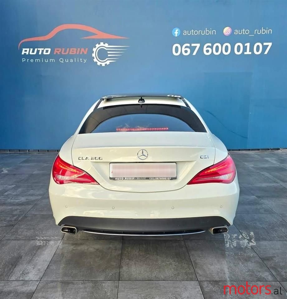 2014' Mercedes-Benz CLA 200 photo #2