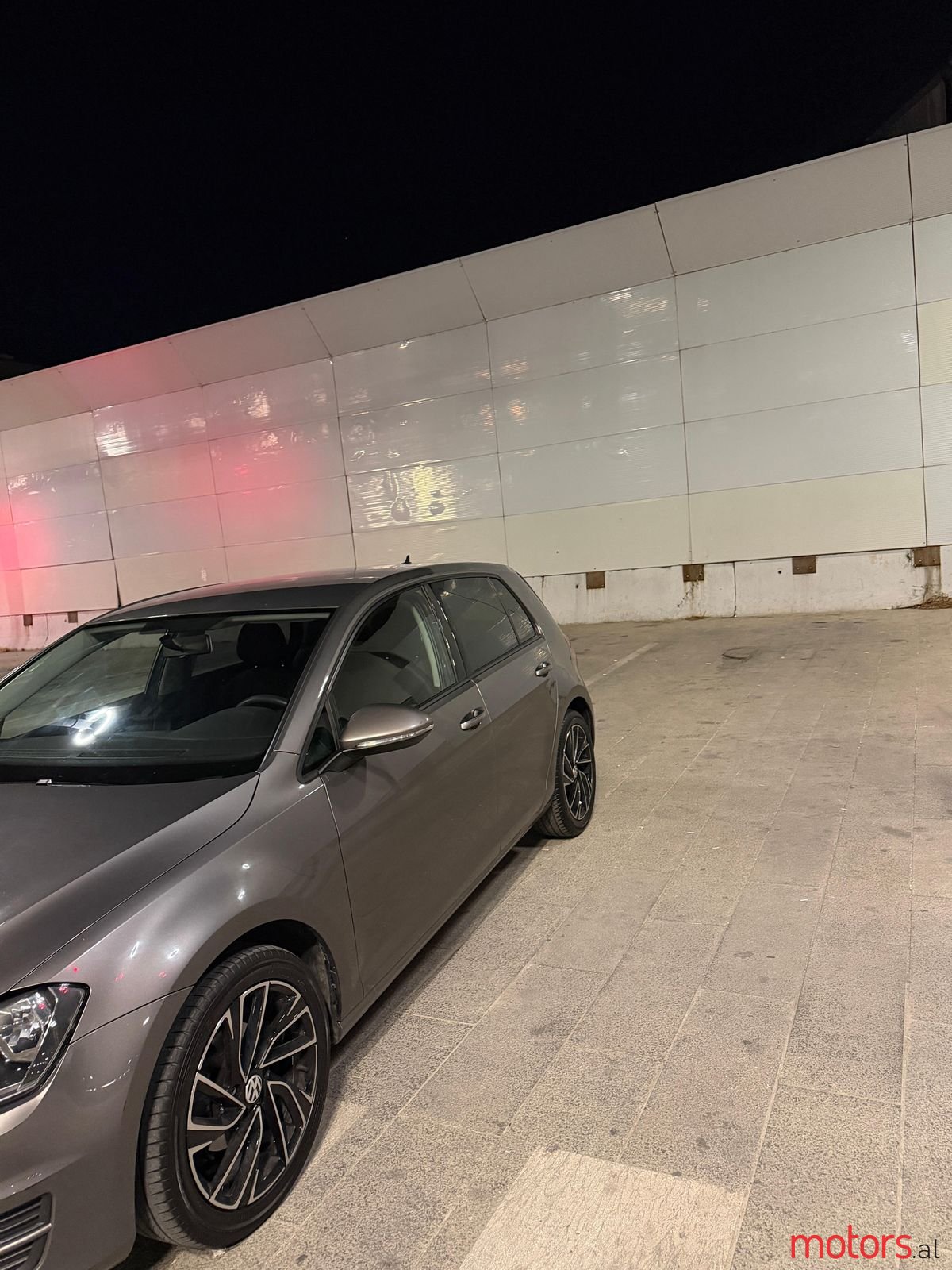 2016' Volkswagen Golf photo #5