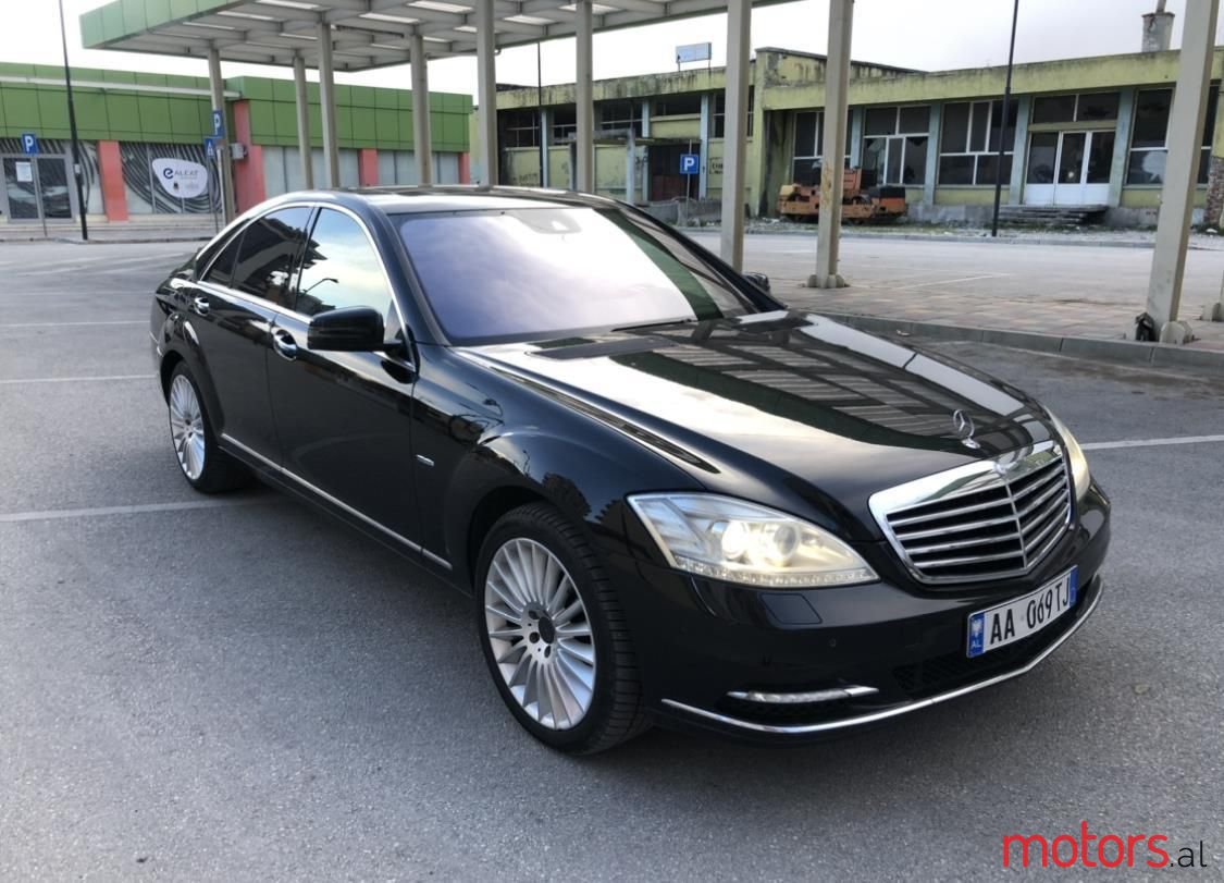 2010' Mercedes-Benz S 350 photo #2