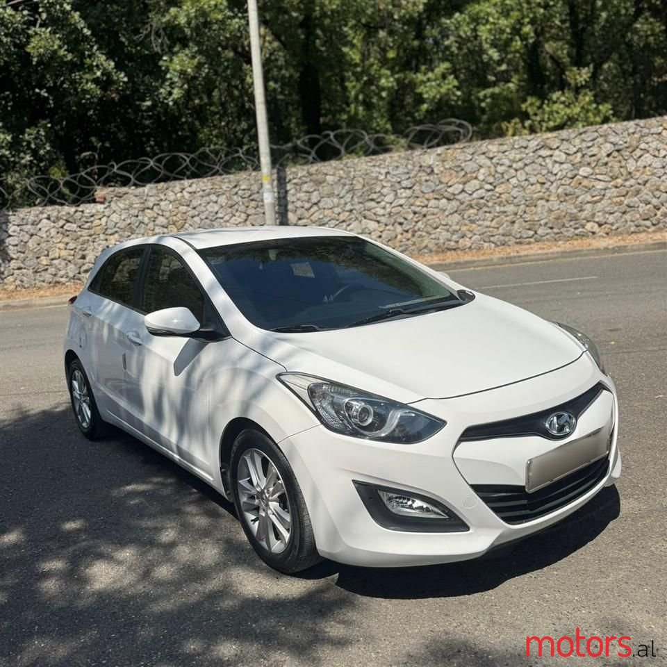 2010' Hyundai i30 photo #5