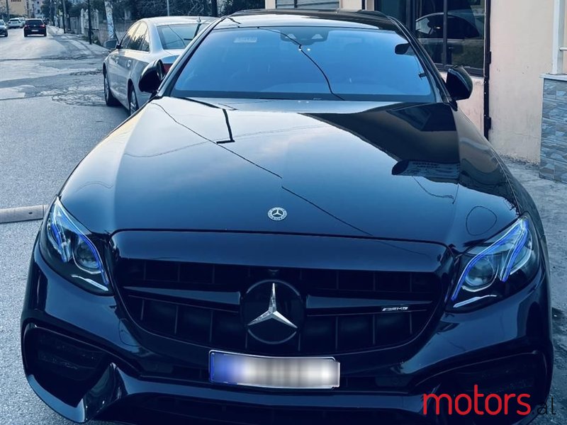 2019' Mercedes-Benz E 220 photo #1