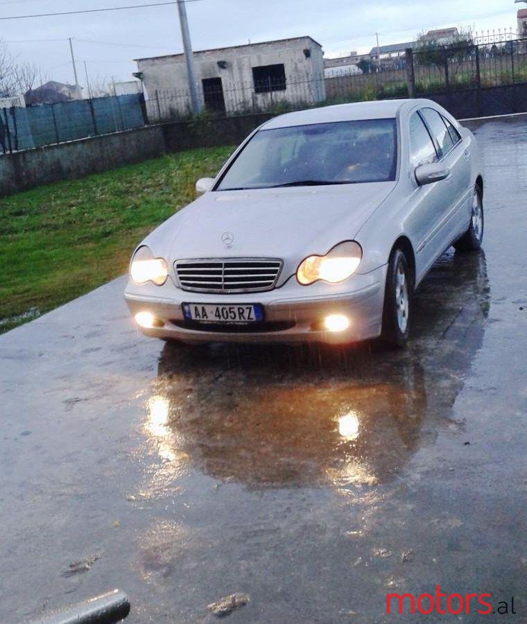 2001' Mercedes-Benz C-Class photo #1