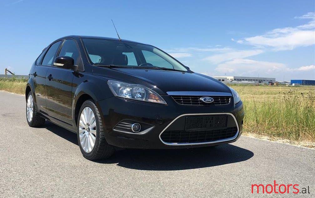 2010' Ford Focus photo #1