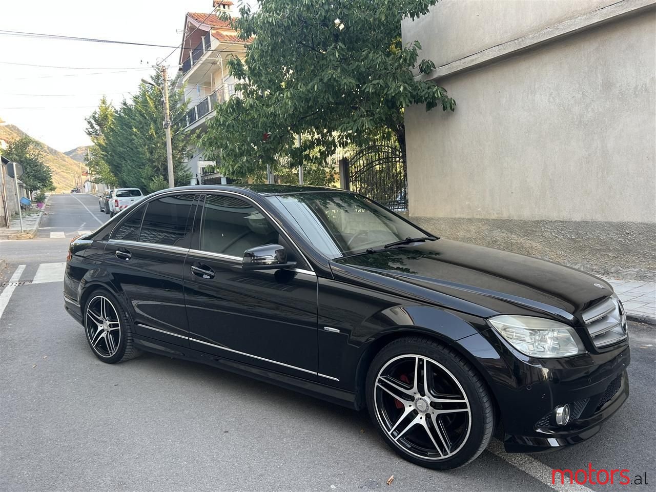 2010' Mercedes-Benz C 200 photo #2