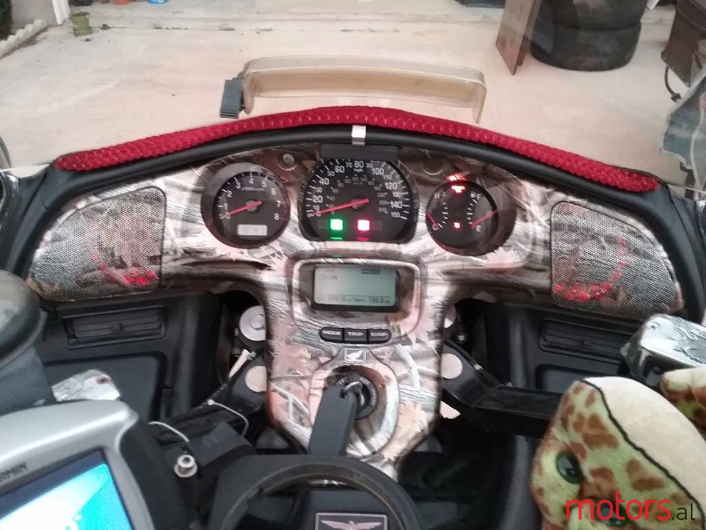 2010' Honda photo #5