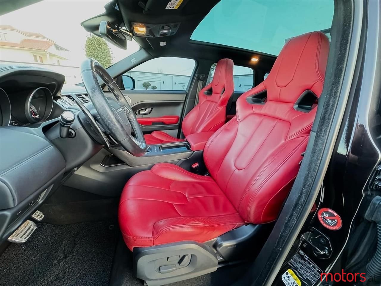 2012' Land Rover Range Rover Evoque photo #2