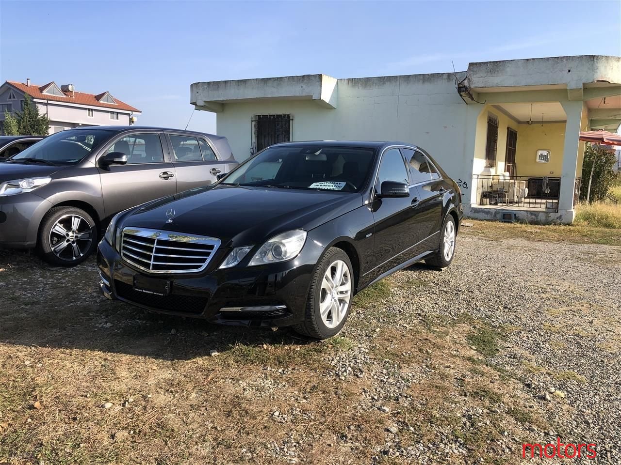 2011' Mercedes-Benz E 250 photo #1