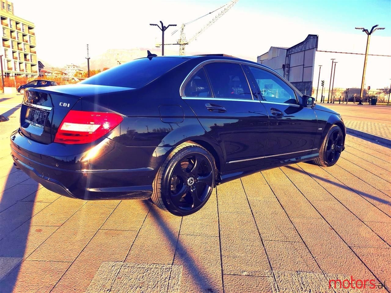 2012' Mercedes-Benz C 220 photo #2