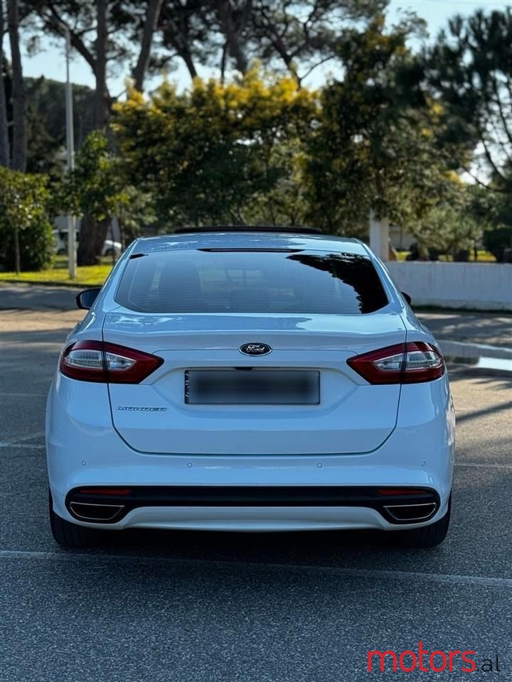 2015' Ford Mondeo photo #5