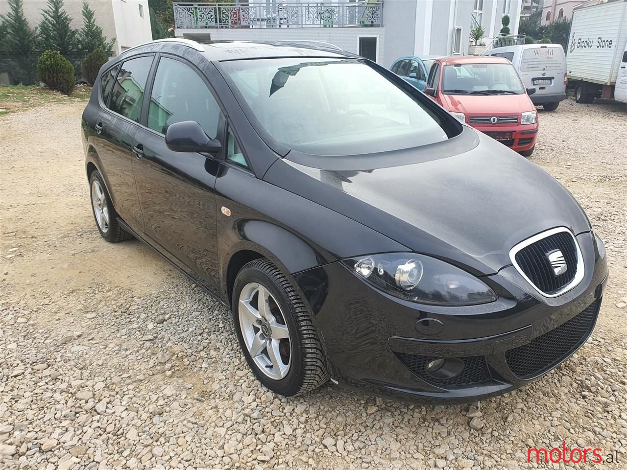 2008' SEAT Altea photo #2