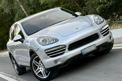 2012' Porsche Cayenne