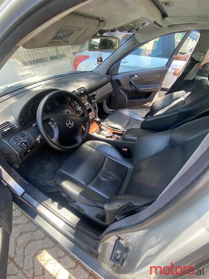 2001' Mercedes-Benz C 220 photo #2
