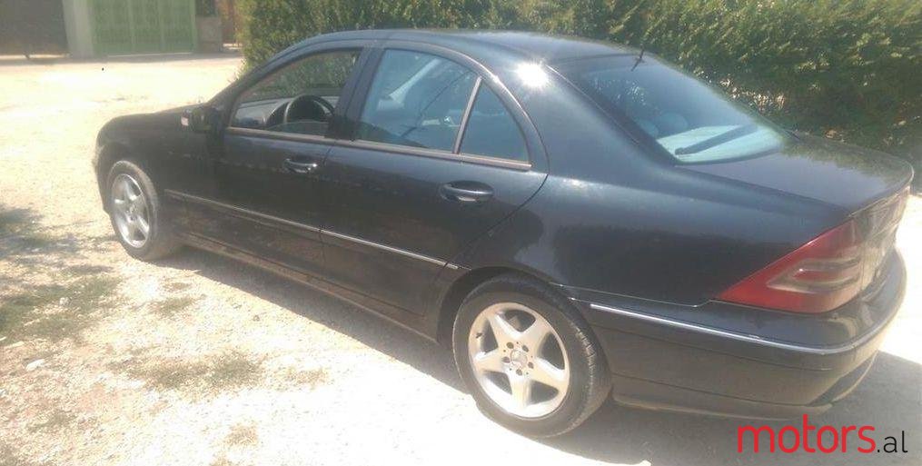 2002' Mercedes-Benz 270 photo #2