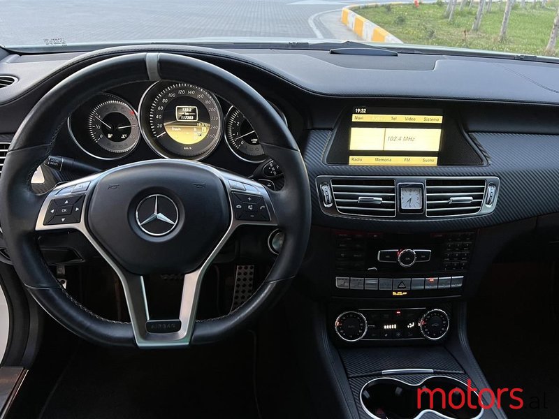 2013' Mercedes-Benz CLS 500 photo #6