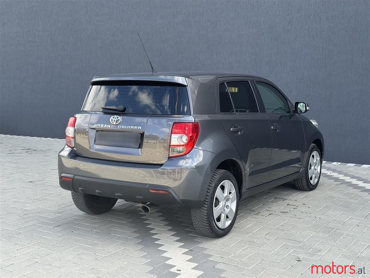 2010' Toyota Urban Cruiser photo #6