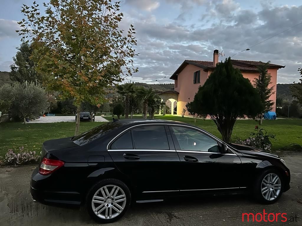 2008' Mercedes-Benz C 300 photo #3