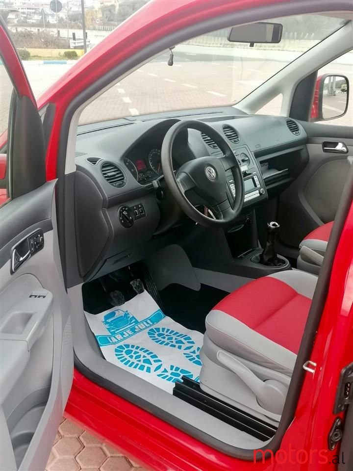 2008' Volkswagen Caddy photo #6