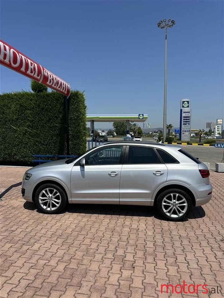 2013' Audi Q3 photo #4