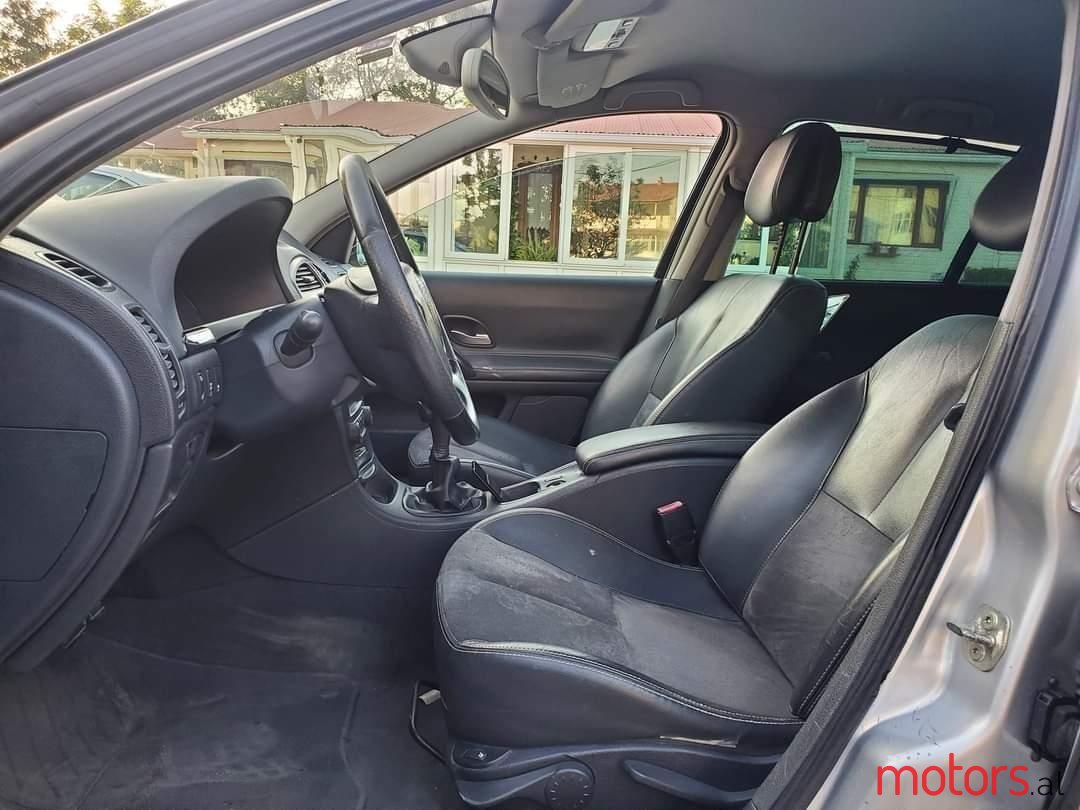 2007' Renault Laguna photo #6