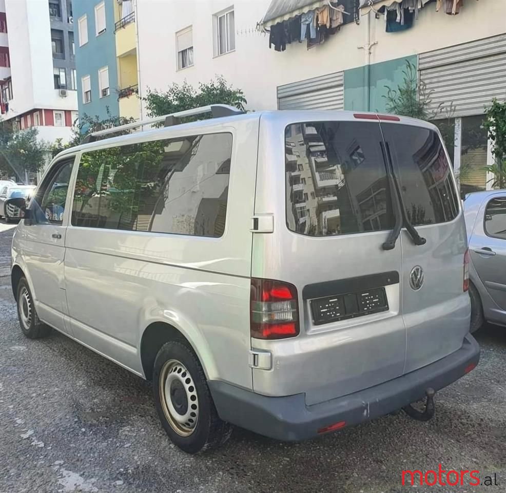 2008' Volkswagen T5 Transporter photo #6