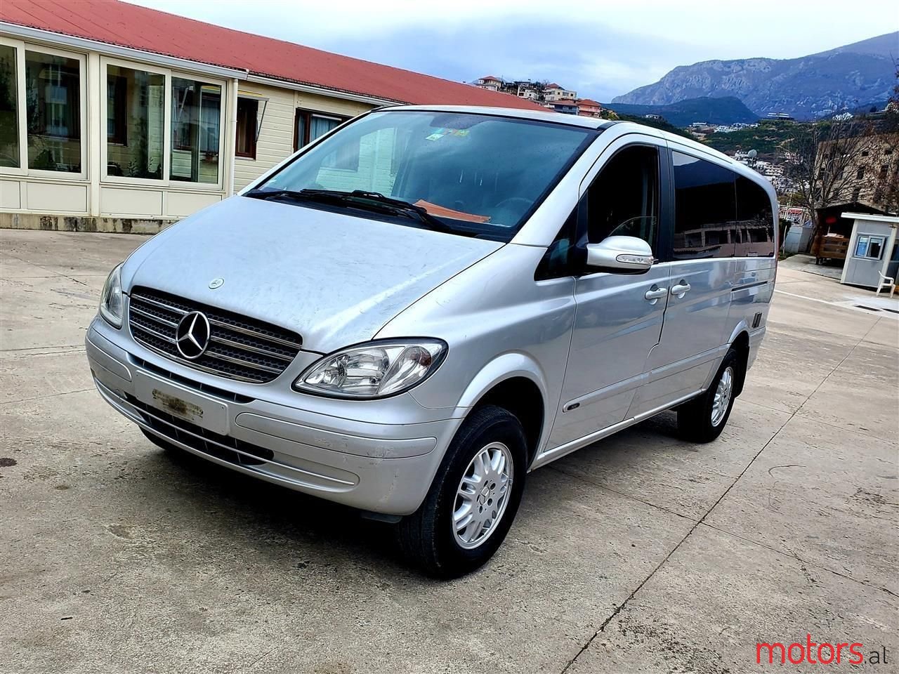 2007' Mercedes-Benz Viano photo #2