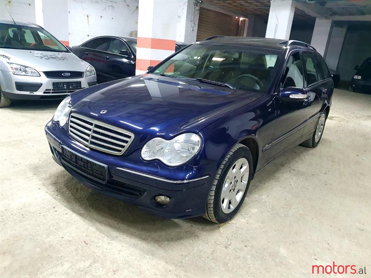 2004' Mercedes-Benz C 180 photo #2