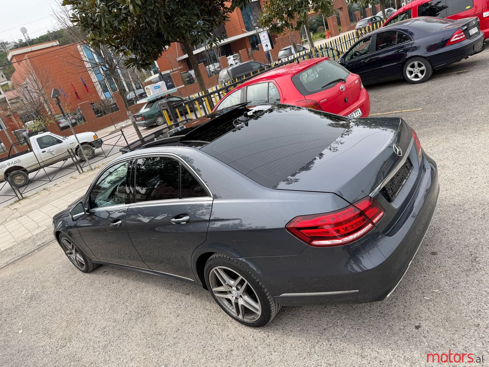 2015' Mercedes-Benz E 220 photo #6