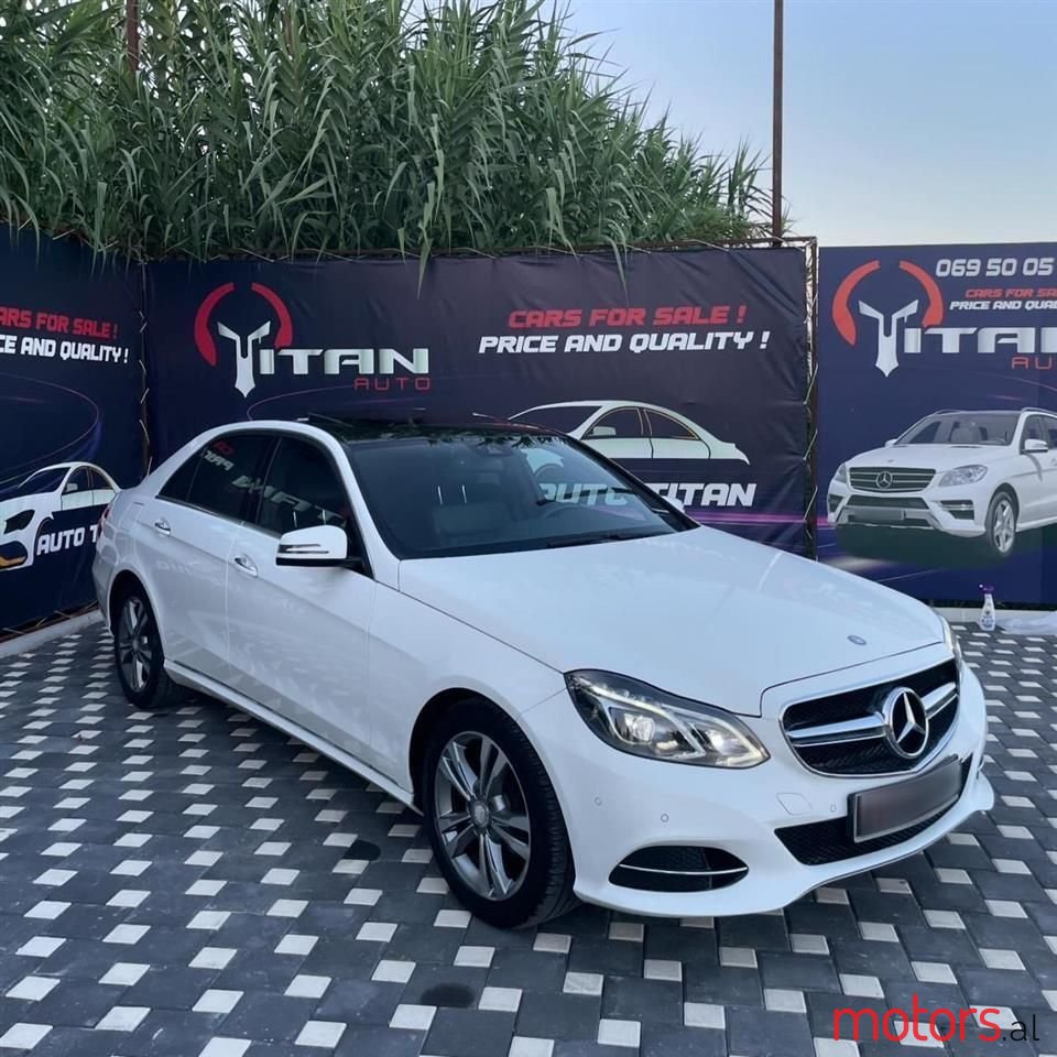 2014' Mercedes-Benz E 220 photo #1