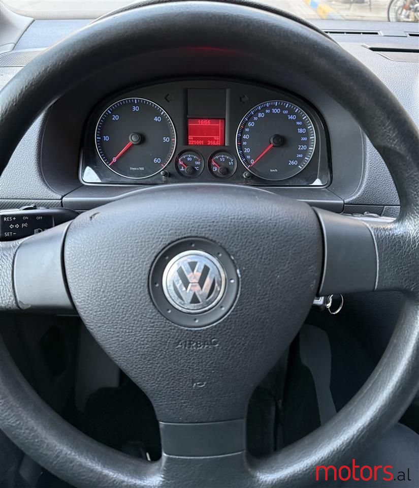 2007' Volkswagen Caddy photo #4