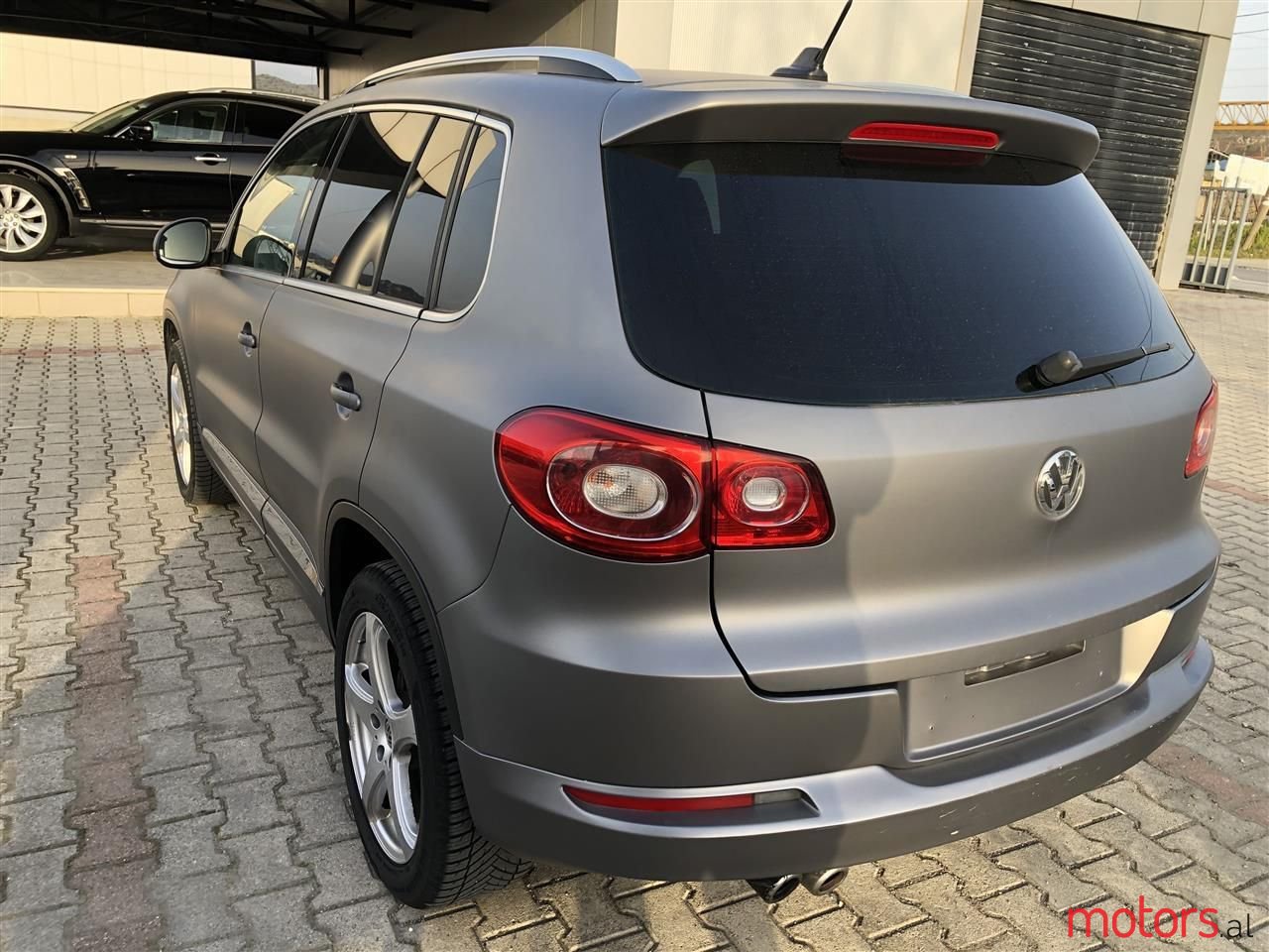 2008' Volkswagen Tiguan photo #2