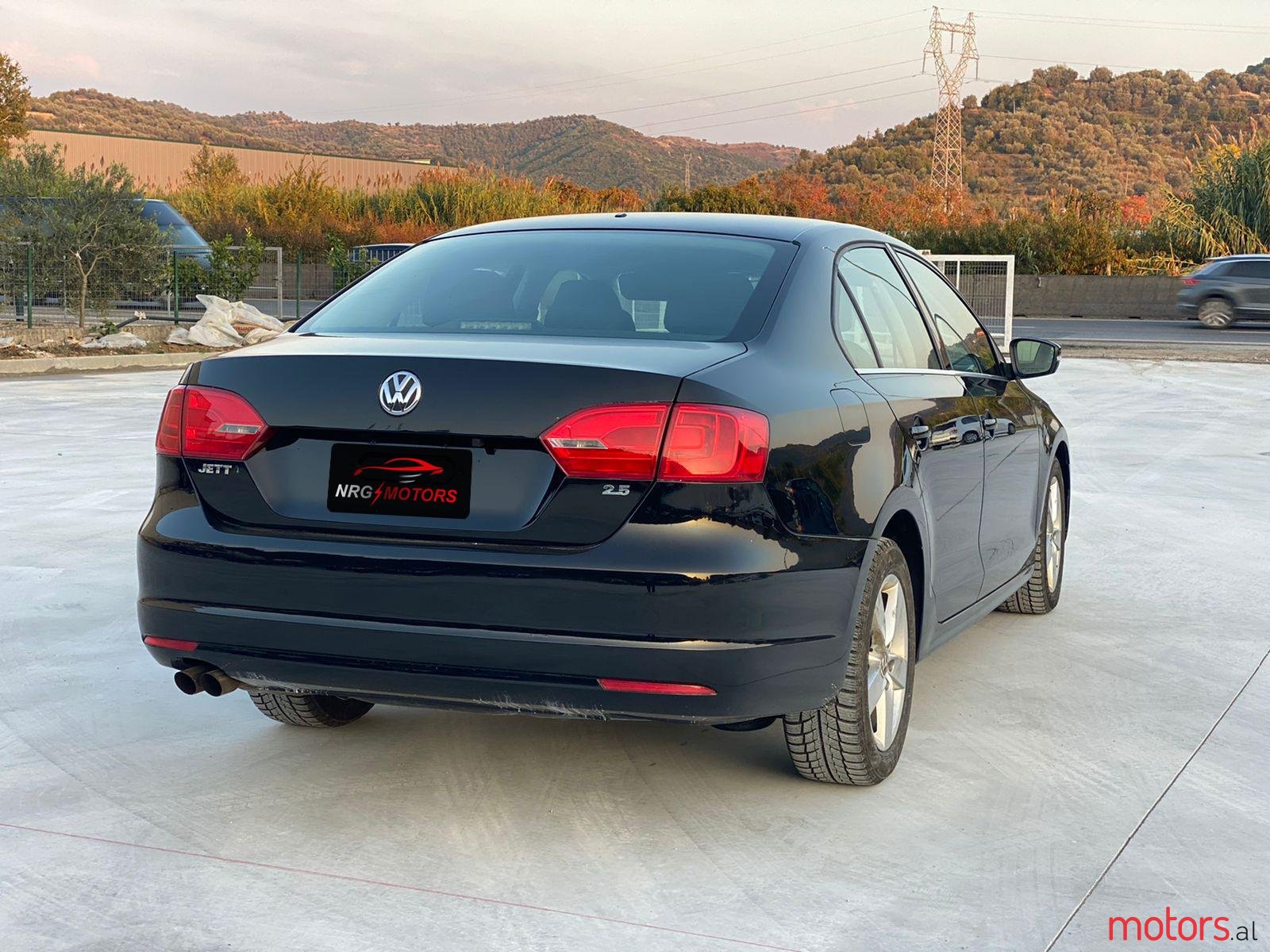 2013' Volkswagen Jetta photo #2