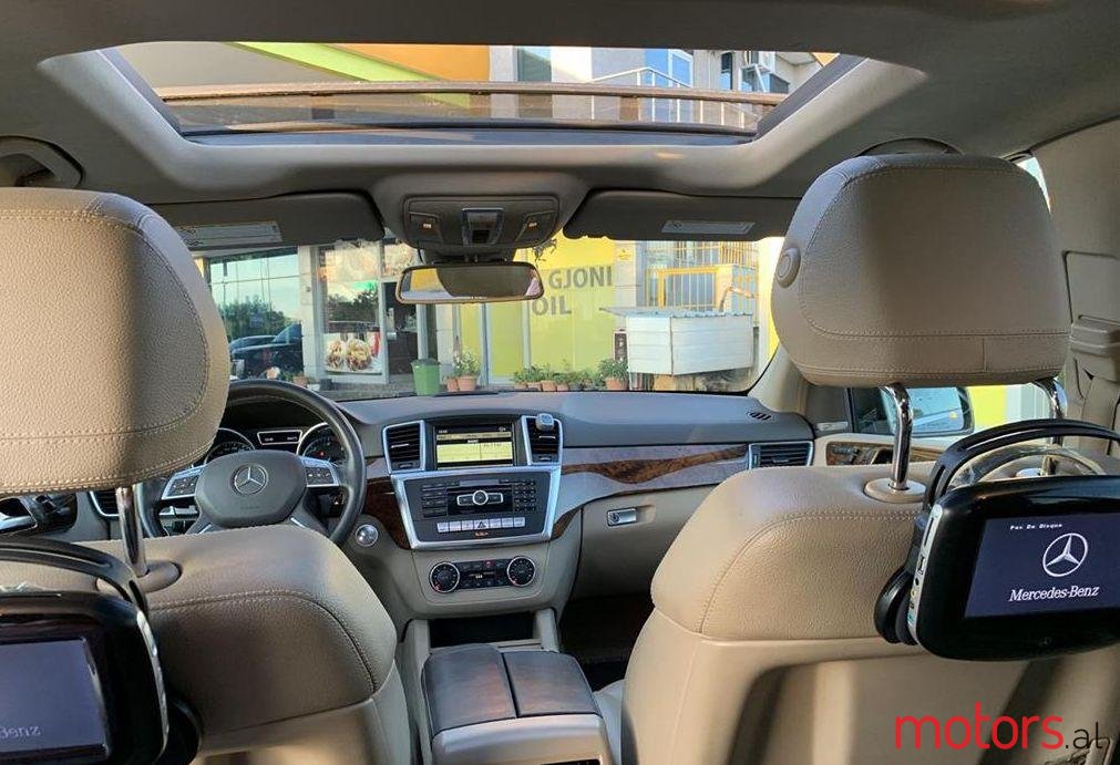 2012' Mercedes-Benz ML 350 photo #1