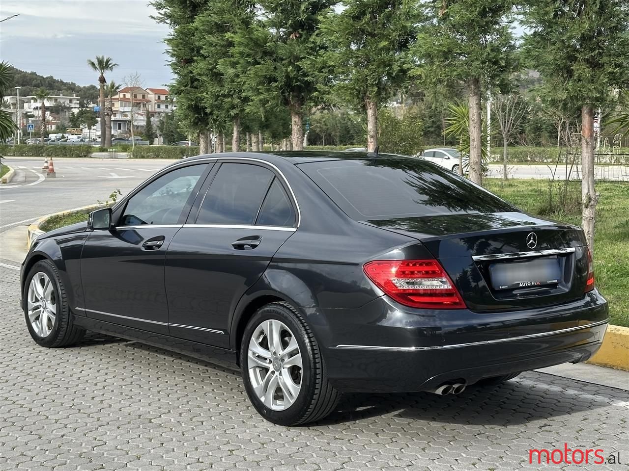 2011' Mercedes-Benz C 220 photo #5