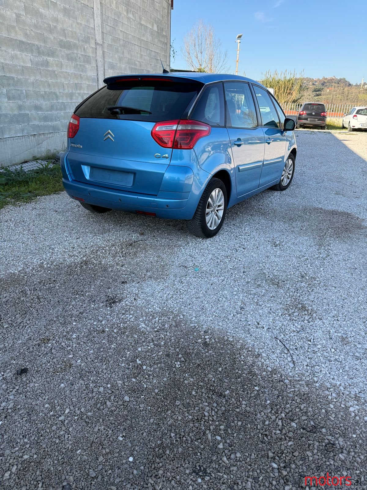 2008' Citroen C4 photo #3