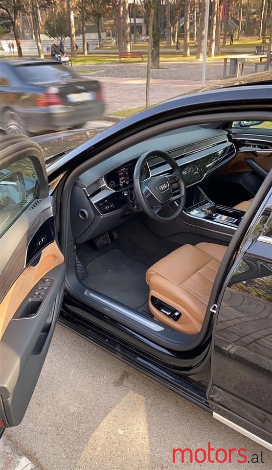 2019' Audi A8 photo #3