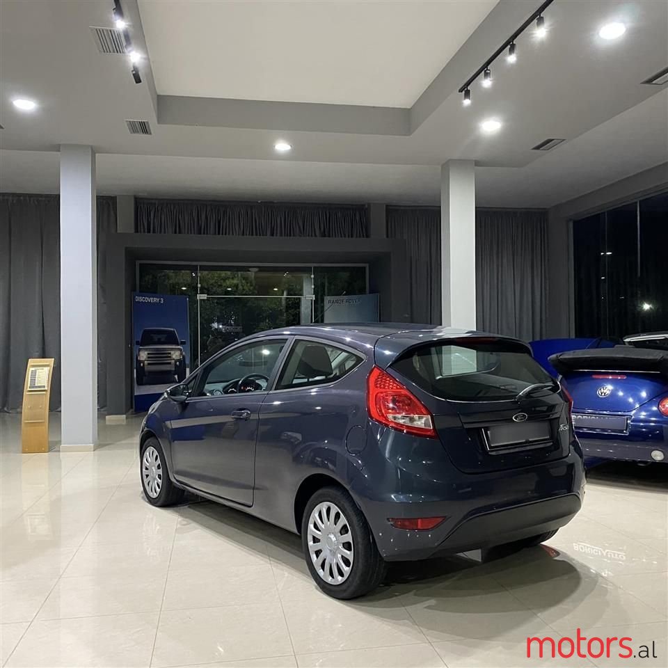 2010' Ford Fiesta photo #4