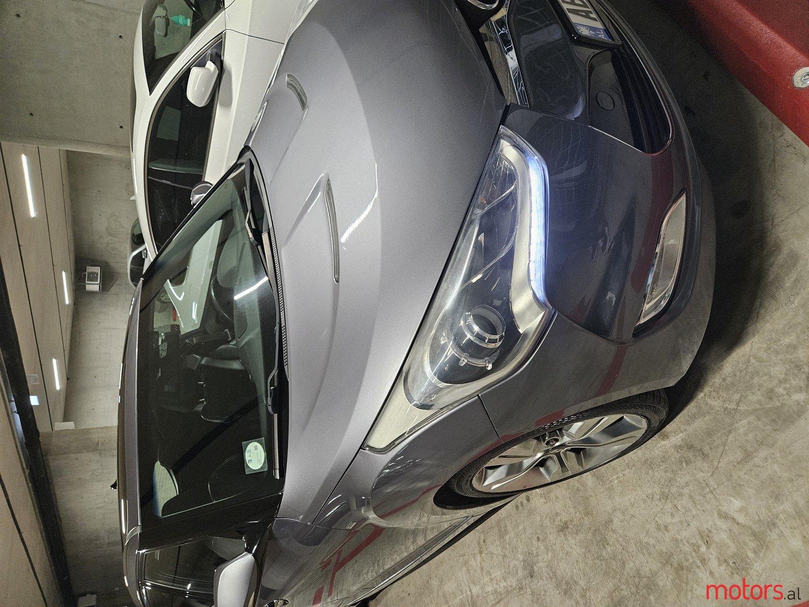 2012' Hyundai Veloster photo #5