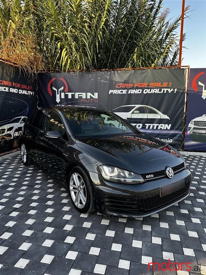 2015' Volkswagen Golf photo #1