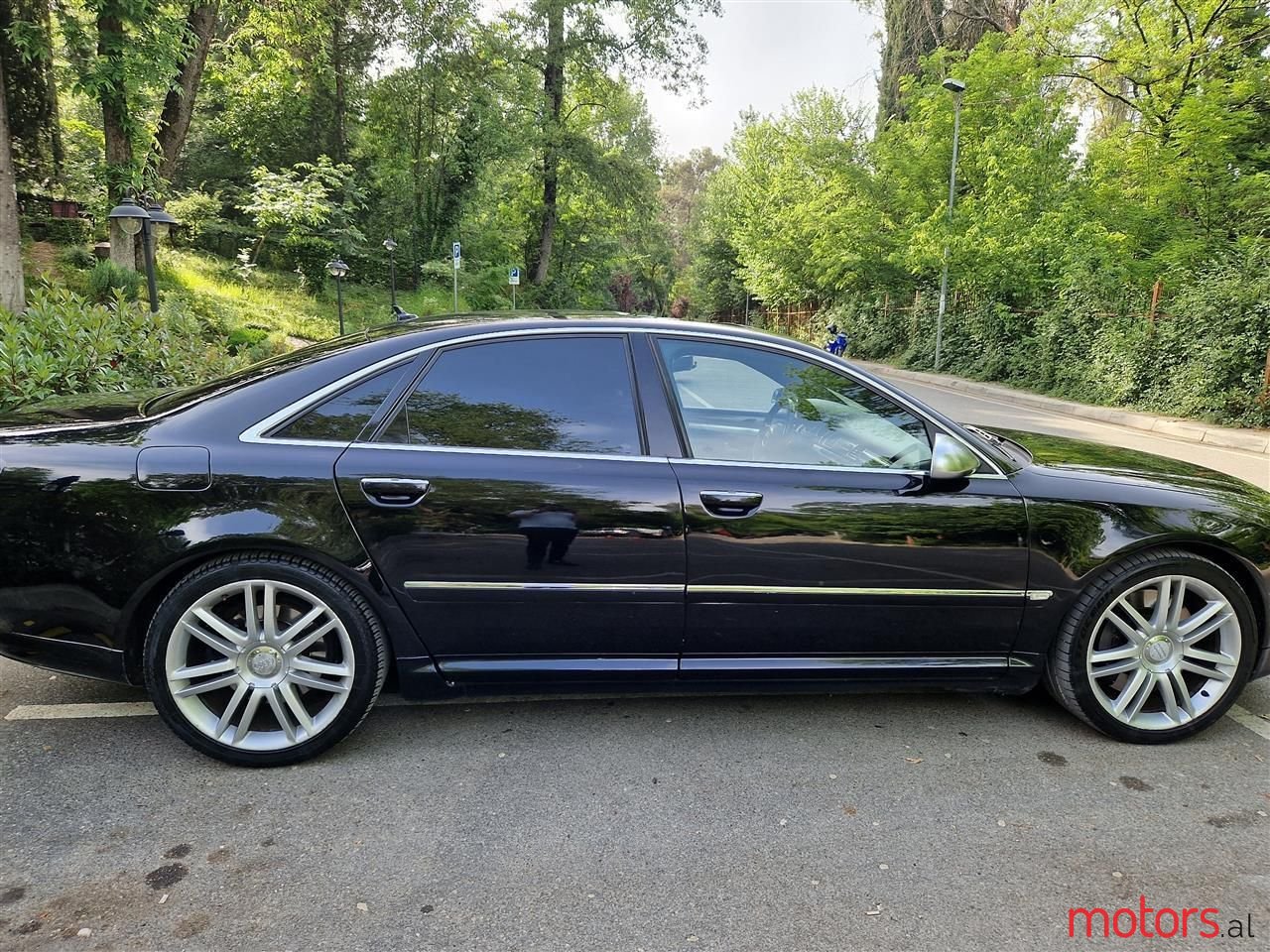 2008' Audi S8 photo #6