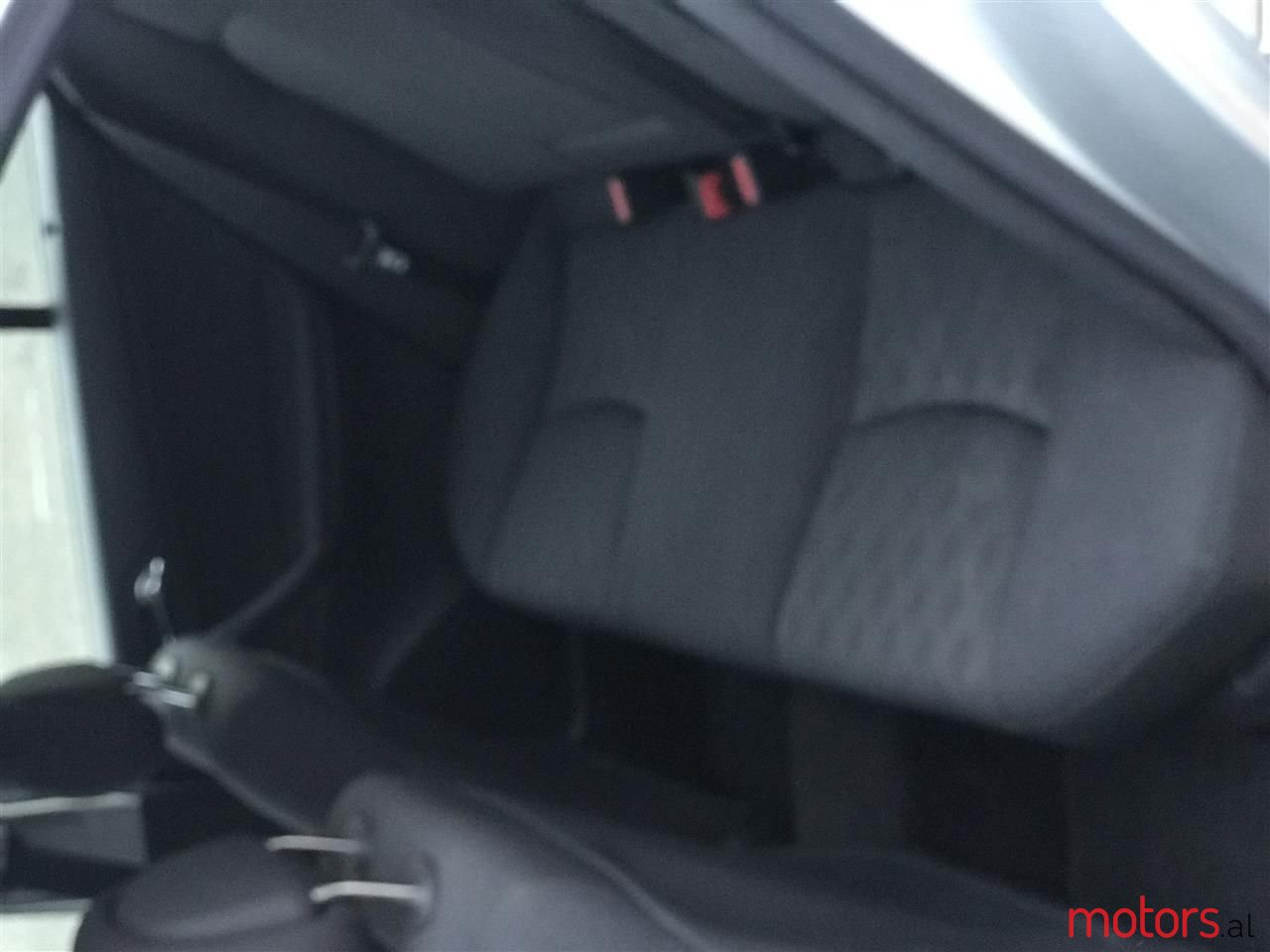 2004' Mercedes-Benz C 200 photo #4