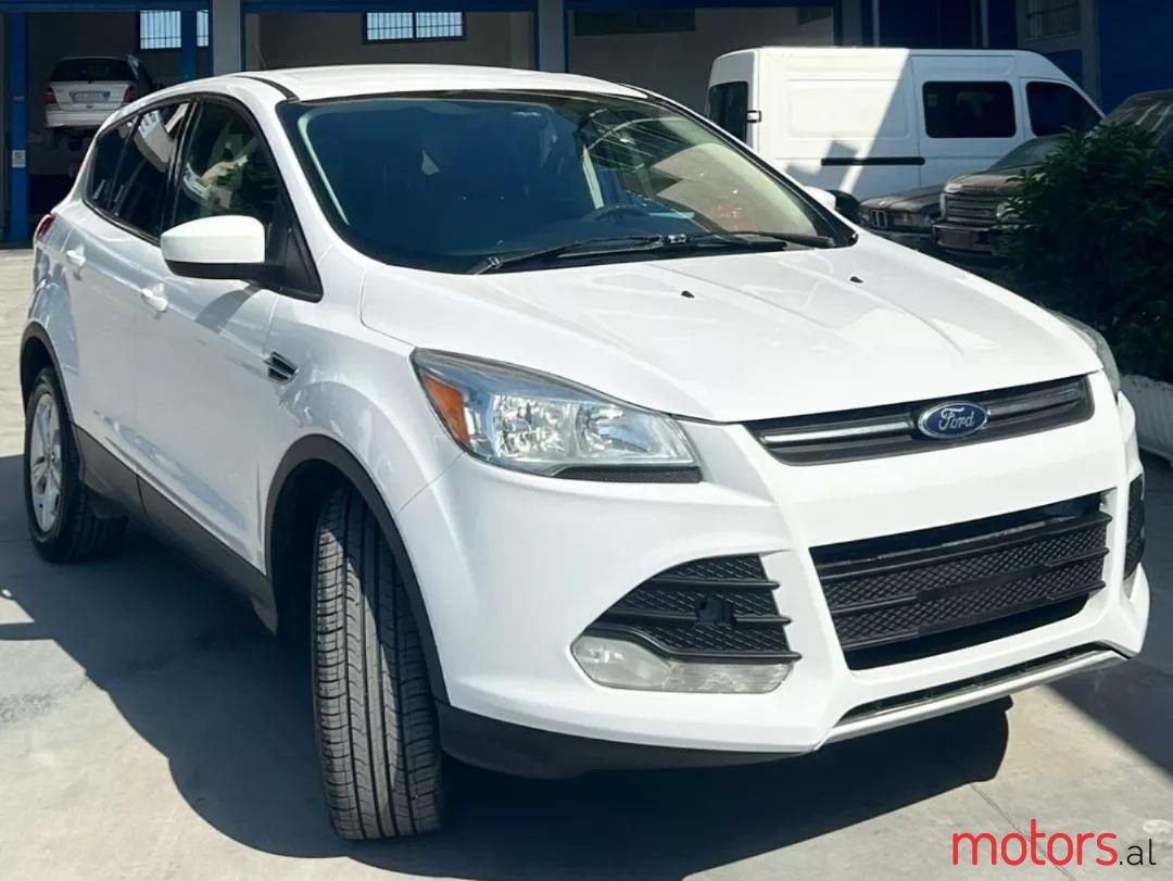 2015' Ford Escape photo #1